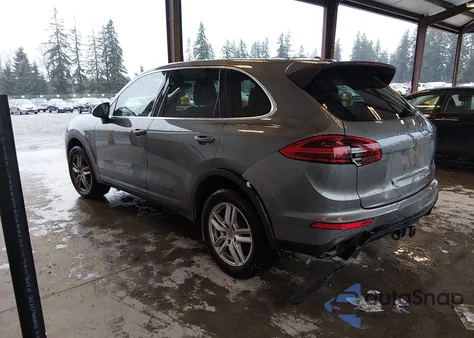 2016 Porsche Cayenne из США, поврежденный, VIN WP1AA2A26GKA37015